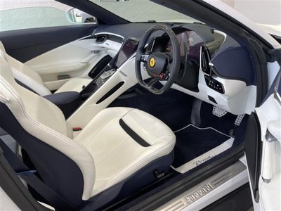 2025 Ferrari ROMA SPIDER 照片 13