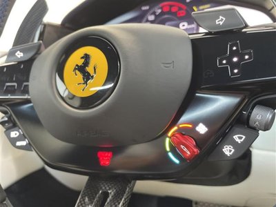 2025 Ferrari ROMA SPIDER — фото 10