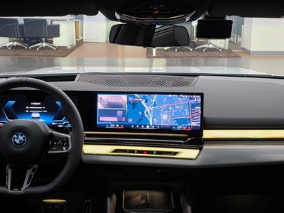 BMW 5 SERIES - 4