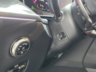 2025 Mercedes-BENZ GLC 缩略图 29