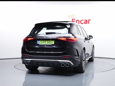 صورة 3 لـ 2025 Mercedes-BENZ GLC