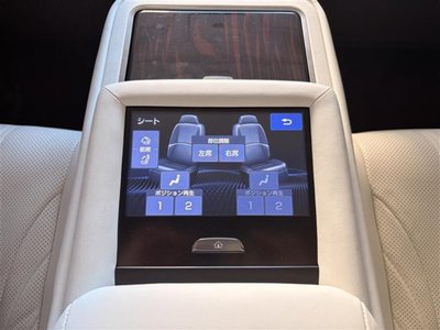 LEXUS LS - 9