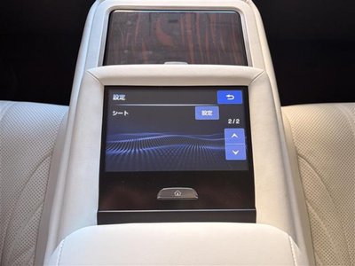 LEXUS LS - 10