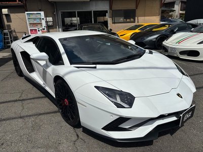 LAMBORGHINI AVENTADOR - 10