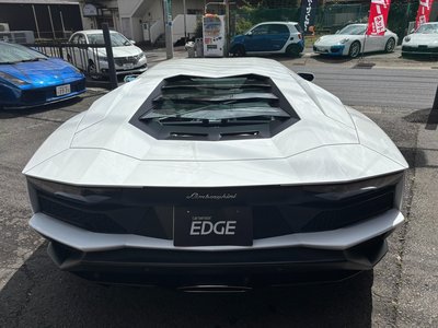 LAMBORGHINI AVENTADOR - 7