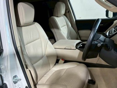 TOYOTA LAND CRUISER 300 - 10