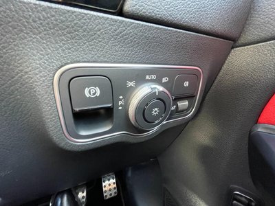 MERCEDES-BENZ GLA - 10