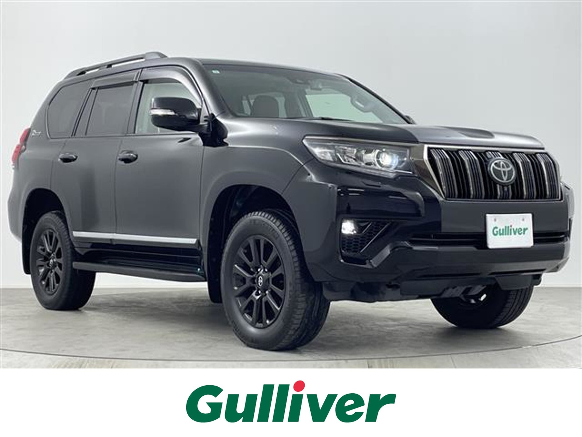 TOYOTA LAND CRUISER PRADO - View 1