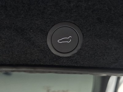 2025 Tesla MODEL Y 缩略图 33