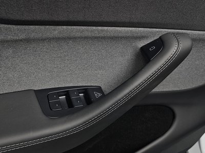 2025 Tesla MODEL Y 缩略图 30