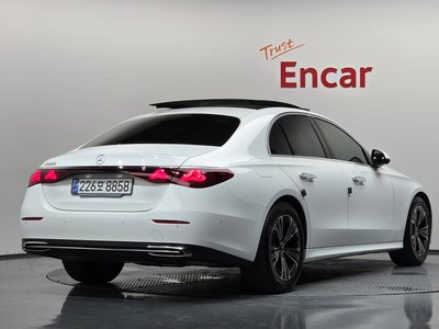 2024 Mercedes-BENZ E-CLASS 照片 4