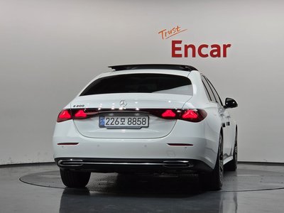 2024 Mercedes-BENZ E-CLASS 照片 3