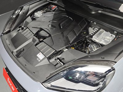 2024 Porsche CAYENNE 照片 7