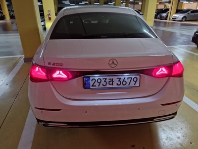 MERCEDES-BENZ E-CLASS - 4