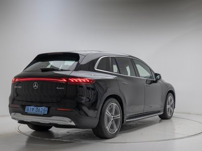 MERCEDES-BENZ EQS - 5