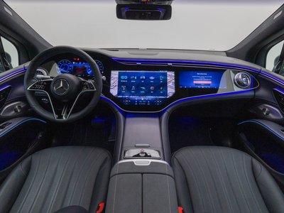 MERCEDES-BENZ EQS - 4