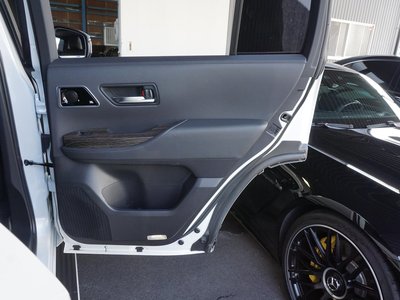 2023 Toyota LAND CRUISER 300 缩略图 63