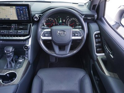 2023 Toyota LAND CRUISER 300 缩略图 32