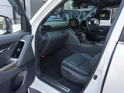 2023 Toyota LAND CRUISER 300 缩略图 61