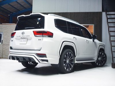 2023 Toyota LAND CRUISER 300 — фото 10