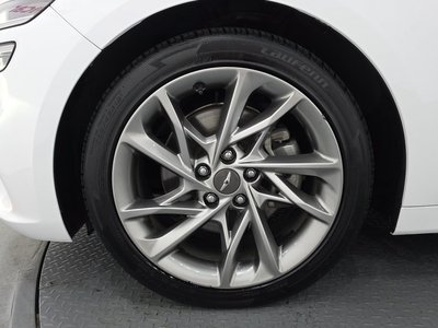 2022 Genesis G70 photo 6