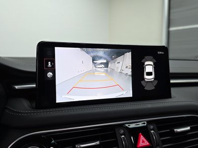 صورة مصغرة 21 لـ 2022 Genesis G70