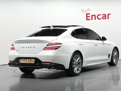 2022 Genesis G70 photo 3