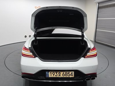 صورة مصغرة 26 لـ 2022 Genesis G70