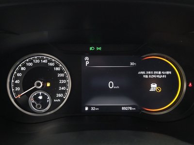 صورة مصغرة 11 لـ 2022 Genesis G70