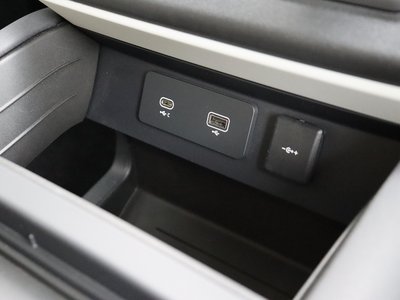 2023 LAND Rover DEFENDER — миниатюра 80
