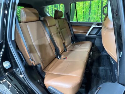 TOYOTA LAND CRUISER PRADO - 8