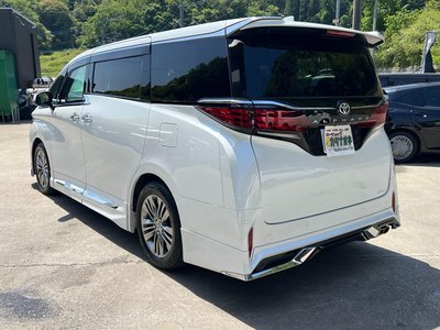 TOYOTA ALPHARD - 9
