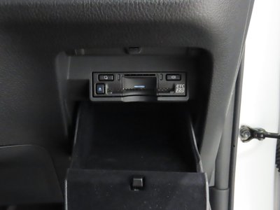 صورة مصغرة 15 لـ 2021 Lexus NX