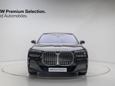 BMW 7 SERIES - 2