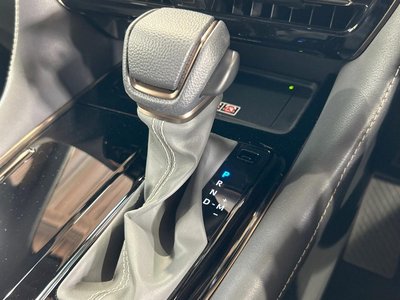 صورة 50 لـ 2025 Toyota ALPHARD