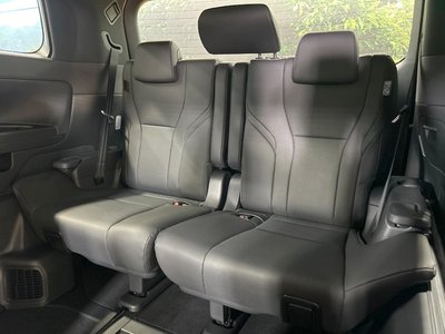 صورة 33 لـ 2025 Toyota ALPHARD