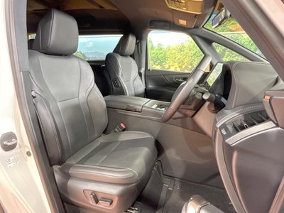 صورة 9 لـ 2025 Toyota ALPHARD