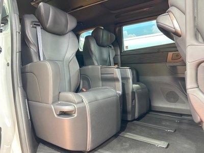 صورة 10 لـ 2025 Toyota ALPHARD