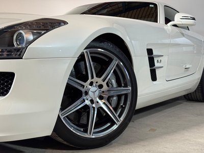 MERCEDES-BENZ SL AMG - 6