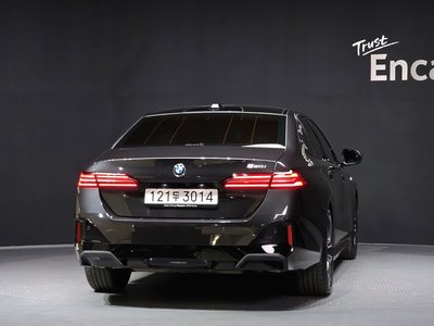 BMW 5 SERIES - 3