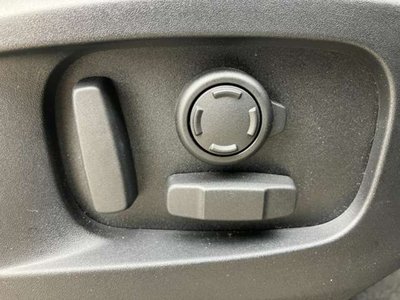 2025 LAND Rover DEFENDER 缩略图 13