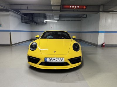 PORSCHE 911 - 4