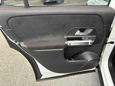 صورة مصغرة 57 لـ 2024 Mercedes-BENZ GLB