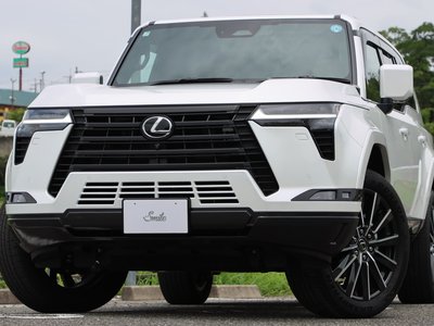 2025 Lexus GX photo 2