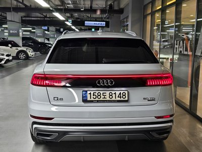 AUDI Q8 - 6