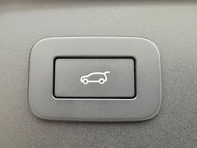 2023 LAND Rover RANGE ROVER VELAR thumbnail 18