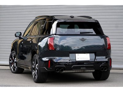 MINI COUNTRYMAN - 9