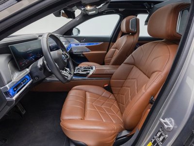 BMW I7 - 10