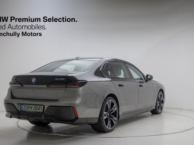 BMW I7 - 3