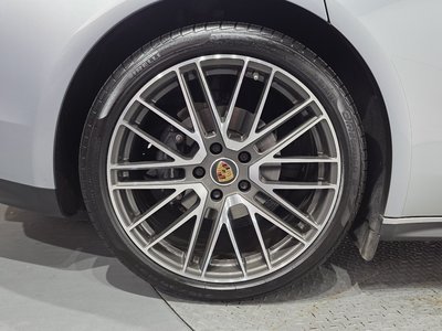 PORSCHE PANAMERA - 6